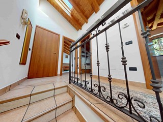 Trilocale in Vendita a Tradate, 195'000€, 125 m²