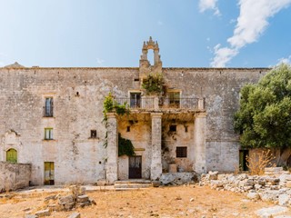 Rustico in Vendita a Crispiano, 3'700'000€, 810 m²