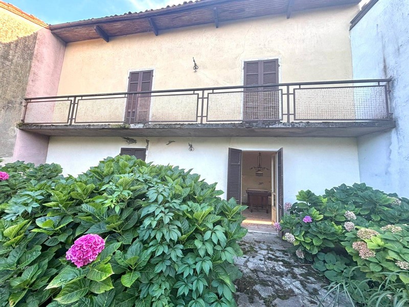 Casa Indipendente in Vendita a Castelletto Monferrato, 60'000€, 152 m²