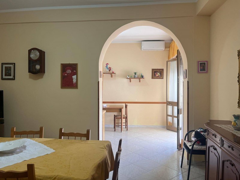 Appartamento in Vendita a Castelvetrano, 90'000&euro;, 200 m²
