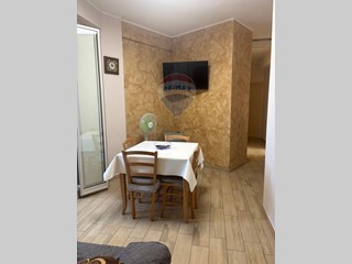 Trilocale in Vendita a Catania, 50'000&euro;, 65 m²