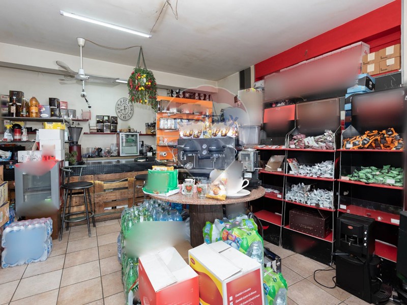 Negozio in Vendita a Catania, 100'000&euro;, 125 m²