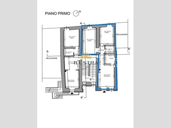 Trilocale in Vendita a Comunanza, 95'000€, 80 m²