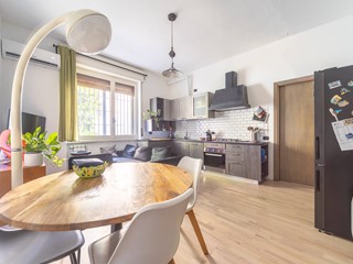 Trilocale in Vendita a Milano, 330'000€, 80 m²