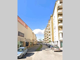 Negozio in Affitto a Casoria, 900€, 45 m²