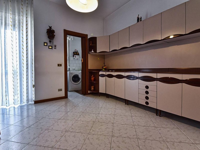 Trilocale in Vendita a Senago, 165'000€, 80 m²