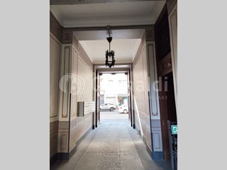 Trilocale in Vendita a Milano, 400'000€, 80 m², arredato