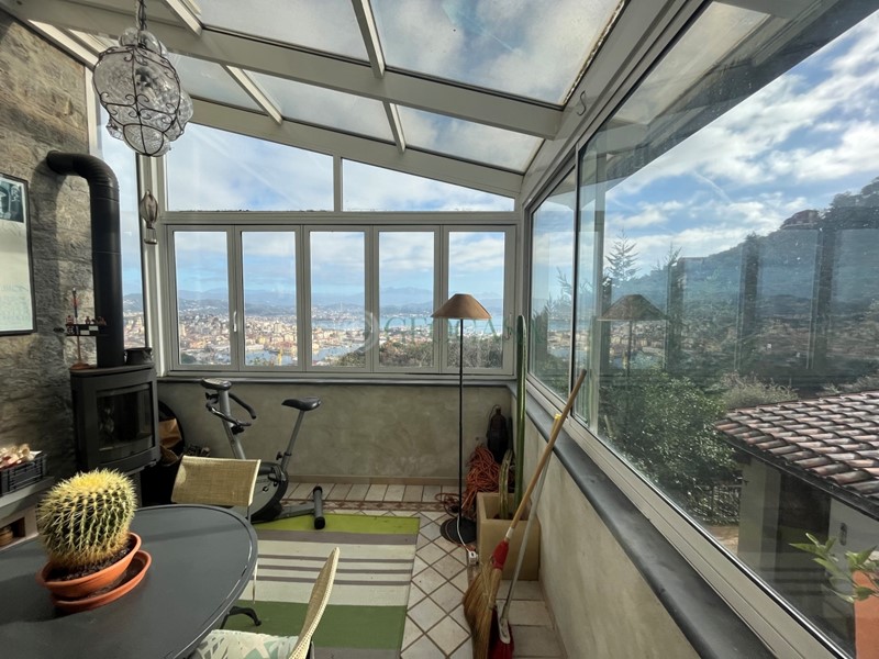Casa Indipendente in Vendita a La Spezia, zona Periferia NORD/OVEST, 350'000&euro;, 120 m², arredato