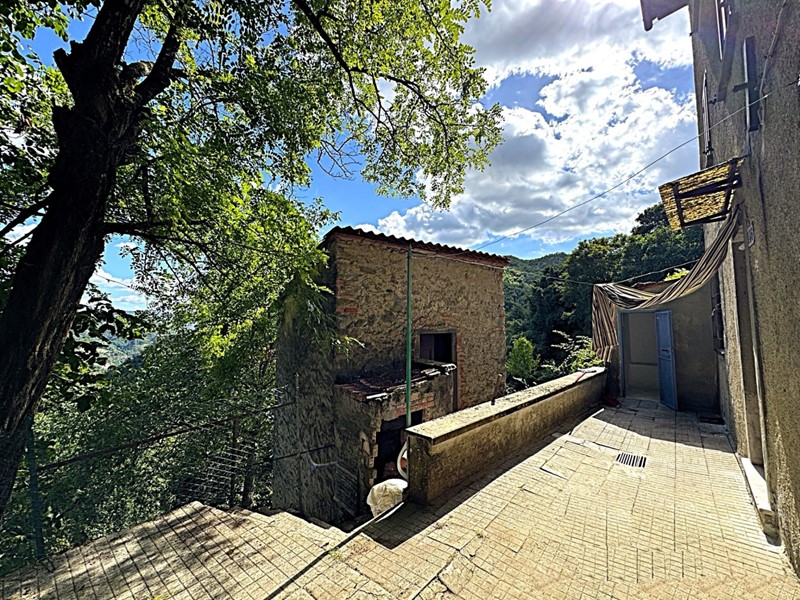 Trilocale in Vendita a Vernio, 25'000€, 60 m²