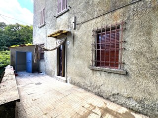 Trilocale in Vendita a Vernio, 25'000€, 60 m²
