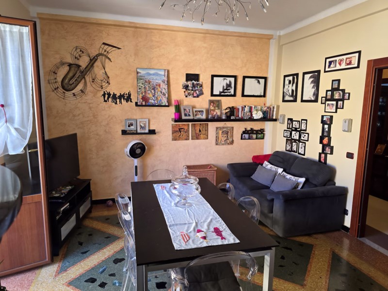 Appartamento in Vendita a Rapallo, zona Zona Porto, 380'000€, 126 m²