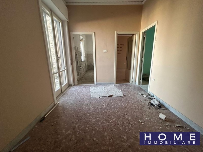 Quadrilocale in Vendita a Frattamaggiore, 160'000€, 100 m²