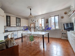 Appartamento in Vendita a Livorno, 109'000€, 130 m²