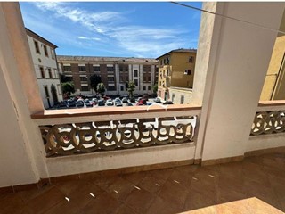 Appartamento in Vendita a Siena, 500'000€, 176 m²