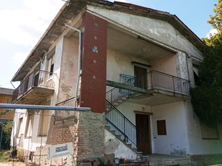 Casa Indipendente in Vendita a San Miniato, zona San Miniato Basso, 280'000€, 145 m²