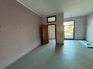 Bilocale in Vendita a Montopoli in Val d'Arno, zona San Romano, 65'000€, 64 m²