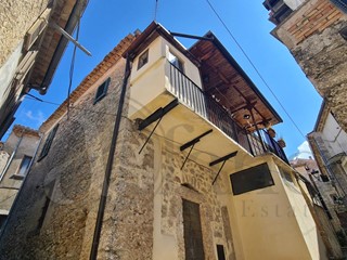 Rustico in Vendita a Santopadre, 58'000€, 160 m²