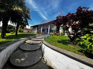 Villa in Vendita a Scaldasole, 280'000€, 320 m²