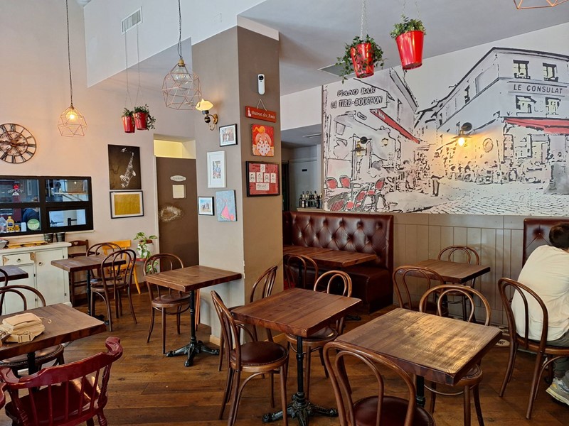 Attività commerciale in Vendita a Roma, 350'000&euro;, 140 m²