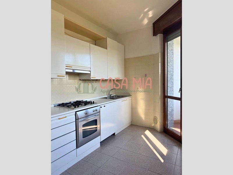 Trilocale in Vendita a Rottofreno, 130'000€, 107 m²