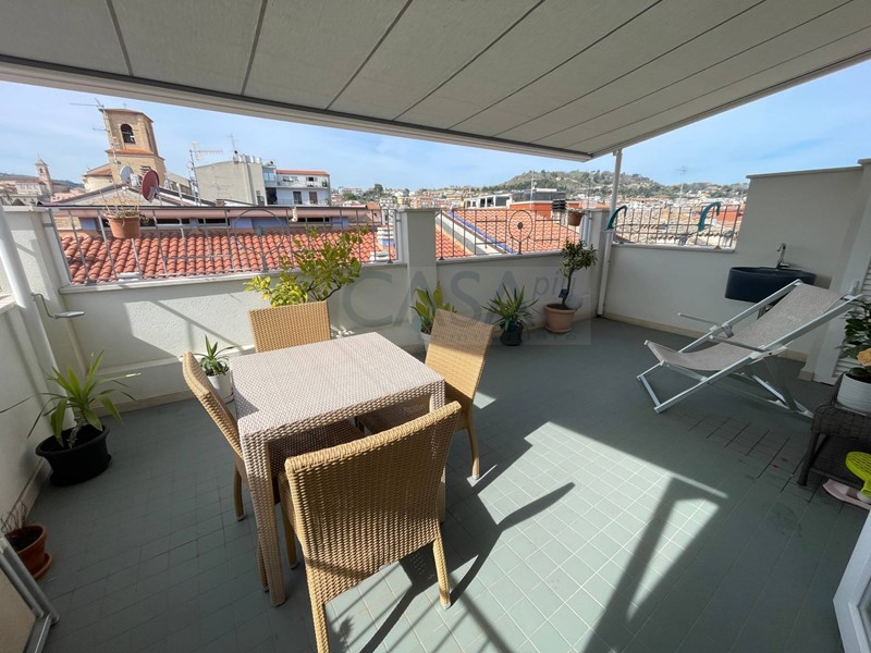 Casa Indipendente in Vendita a San Benedetto del Tronto, 395'000€, 120 m²