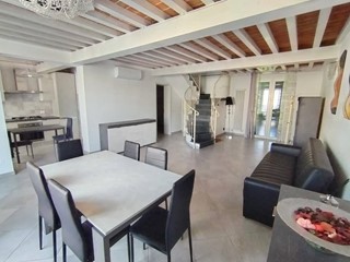 Casa Indipendente in Affitto a San Giuliano Terme, 1'300€, 124 m²