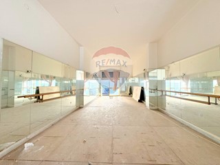 Immobile commerciale in Affitto a San Giuseppe Vesuviano, 500€, 80 m²