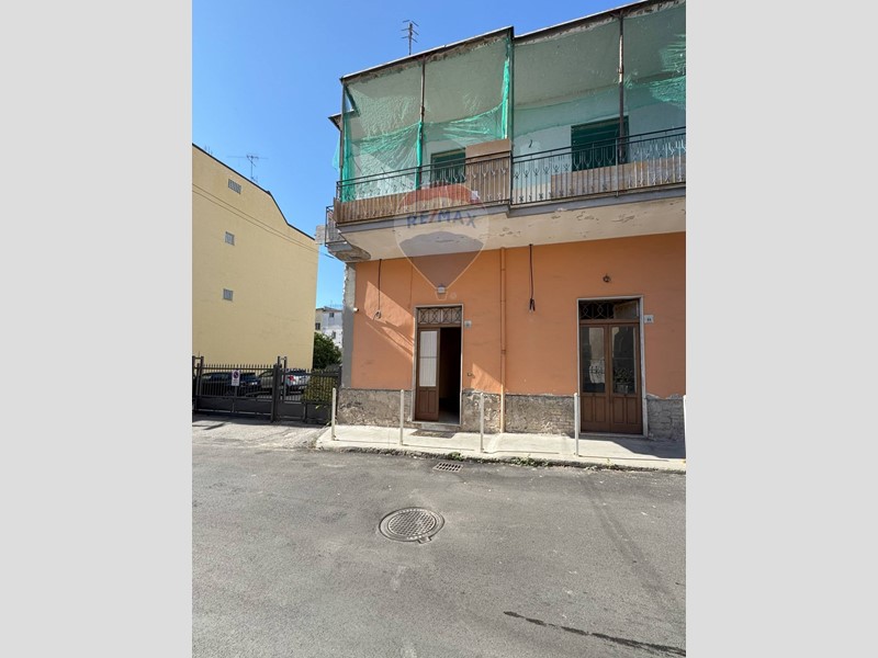Ufficio in Affitto a San Giuseppe Vesuviano, 470€, 90 m²