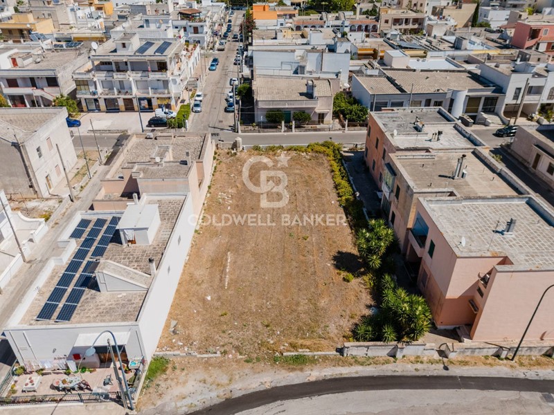 Terreno edificabile in Vendita a Poggiardo, 75'000€, 883 m²