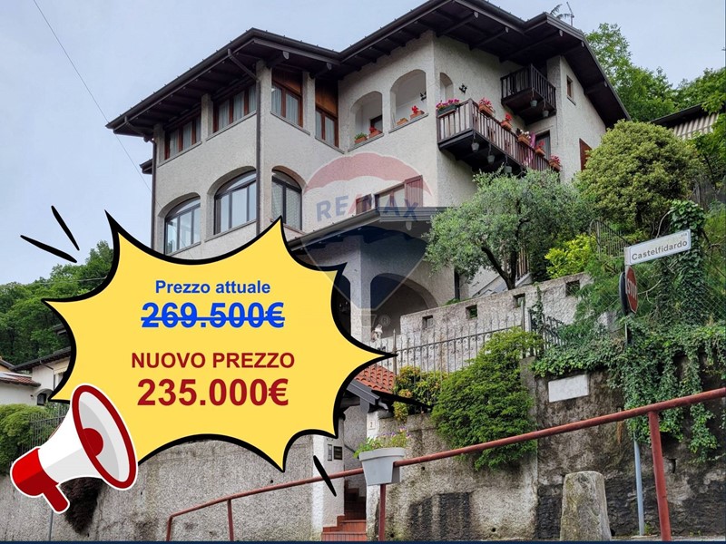 Casa Indipendente in Vendita a Gemonio, 235'000€, 400 m²