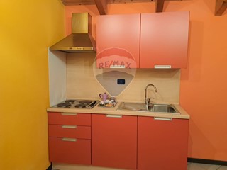 Appartamento in Vendita a Mombello Monferrato, 350'000€, 382 m²