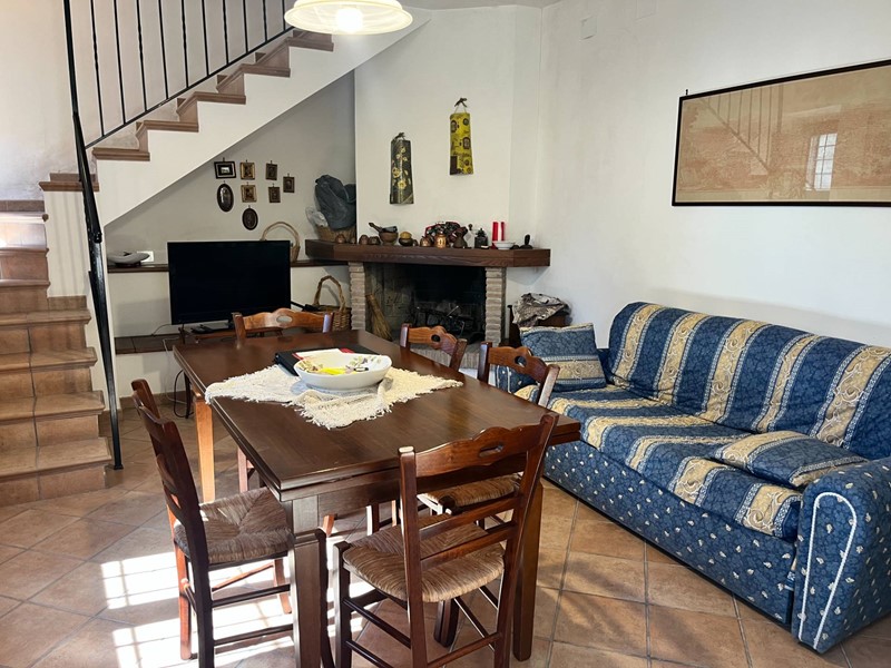 Casa Indipendente in Vendita a Monteleone di Spoleto, 89'000€, 130 m²