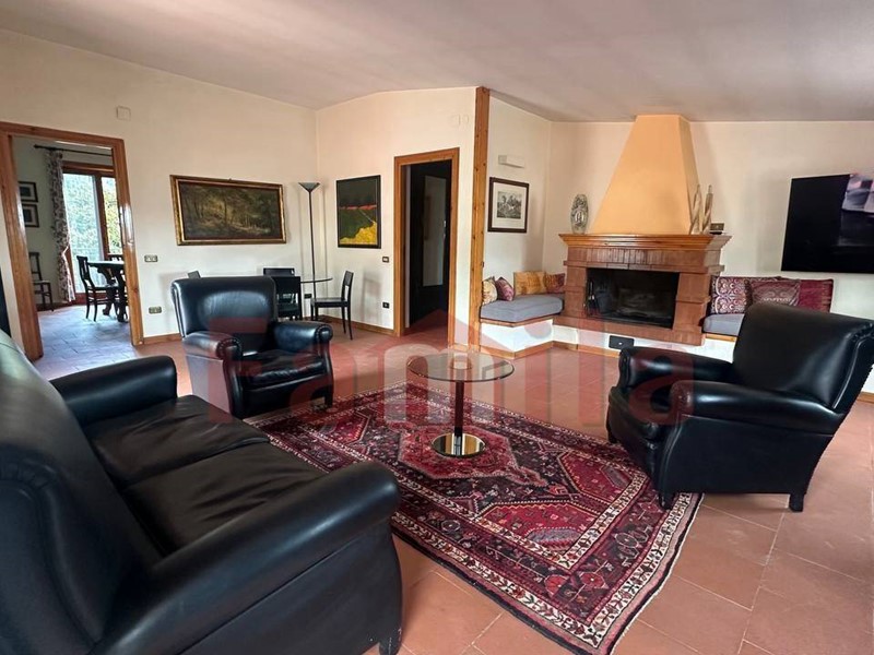 Appartamento in Vendita a Mugnano del Cardinale, 149'000€, 160 m²