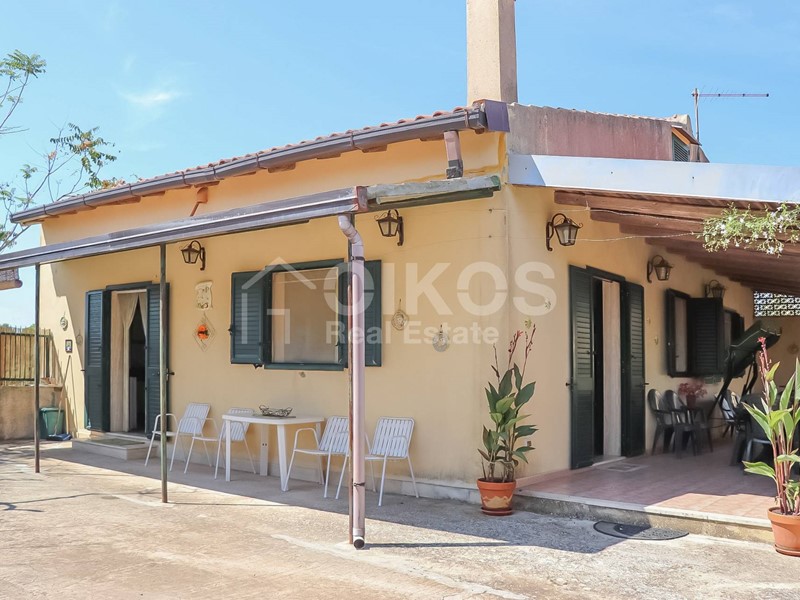 Villa in Vendita a Noto, 140'000€, 80 m²