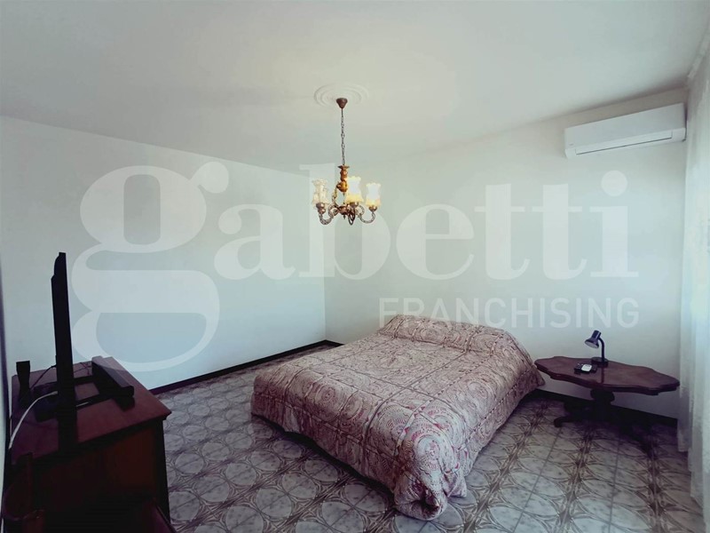 Casa Indipendente in Vendita a Chioggia, 175'000€, 140 m², arredato