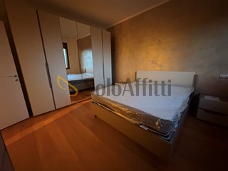 Appartamento in Affitto a Siena, zona Fuori Porta Romana, 1'100€, 130 m², arredato