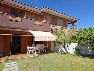 Casa Indipendente in Affitto a Anzio, 600€, 80 m², arredato