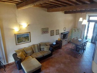 Appartamento in Vendita a Asciano, 195'000€, 110 m², con Box