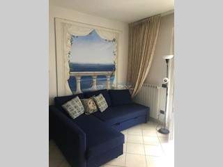 Quadrilocale in Affitto a Massa, zona Marina Di Massa, 1'200€, 100 m², arredato