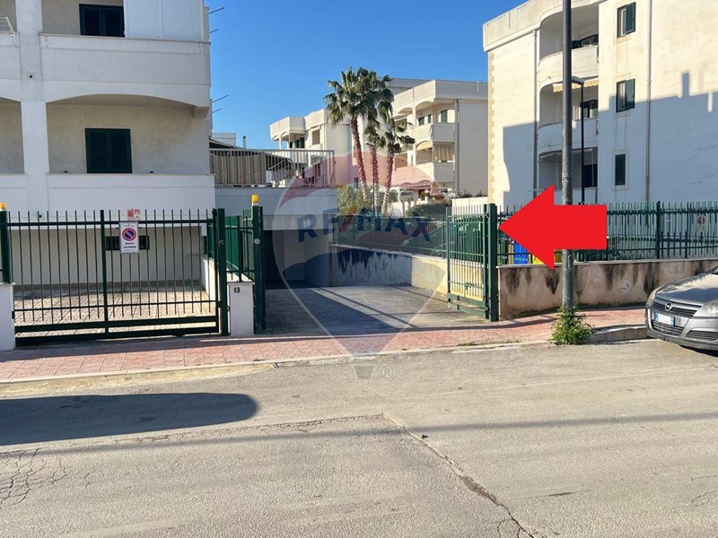 Box in Vendita a Vieste, 80'000€, 93 m²