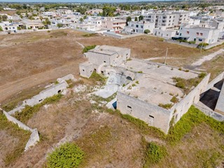 Rustico in Vendita a Poggiardo, 690'000€, 821 m²