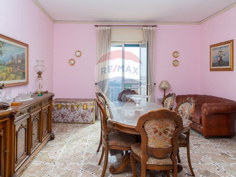 Quadrilocale in Vendita a Acireale, 139'000&euro;, 152 m²