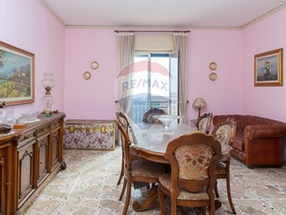 Quadrilocale in Vendita a Acireale, 139'000&euro;, 152 m²