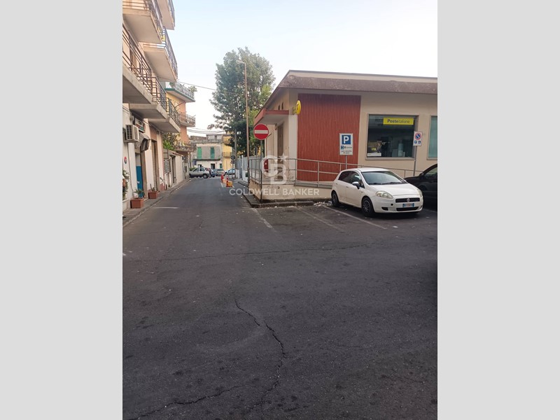 Immobile commerciale in Vendita a Aci Catena, 39'000€, 33 m²