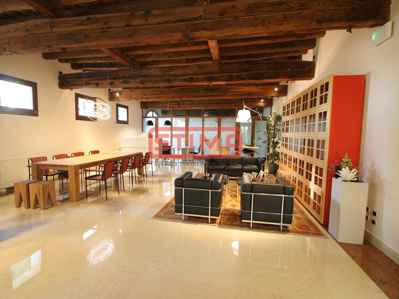 Ufficio in Vendita a Preganziol, 345'000€, 125 m²