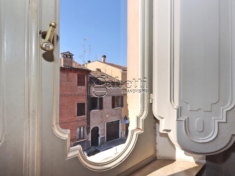 Appartamento in Vendita a Ferrara, 420'000&euro;, 175 m²