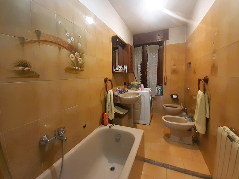 Trilocale in Vendita a Castellanza, 130'000€, 90 m²