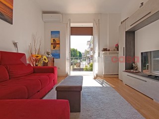 Trilocale in Vendita a Arona, 170'000€, 88 m²