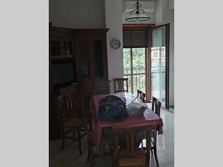 Appartamento in Vendita a Cassino, 260'000€, 184 m², con Box