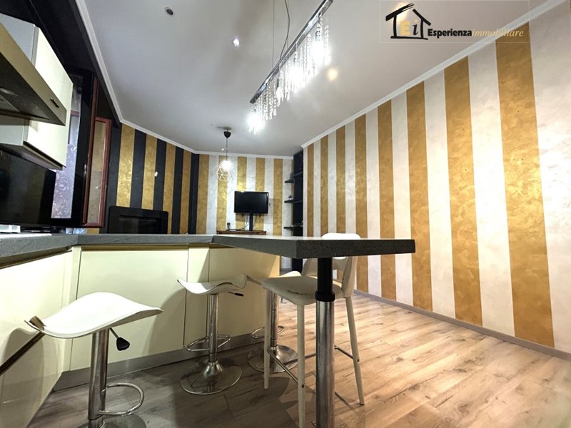 Trilocale in Vendita a Forano, 80'000&euro;, 80 m²